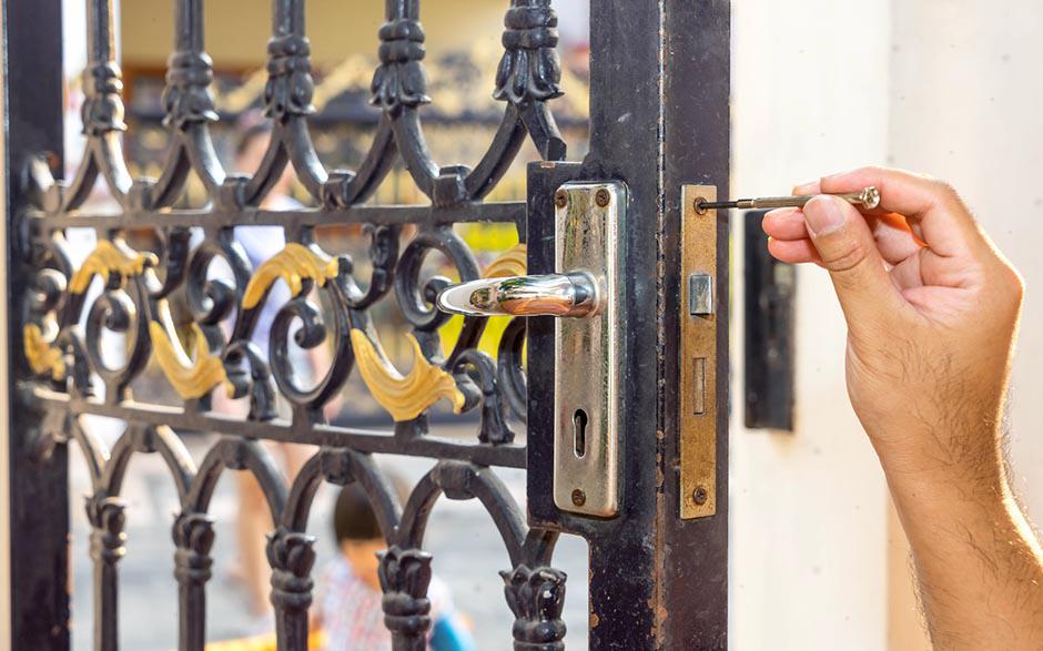 serrurier porte claquée Morangis